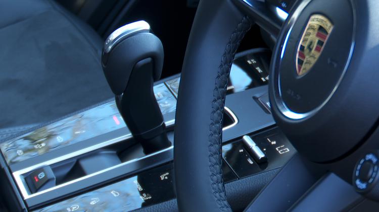 PORSCHE MACAN 5dr PDK